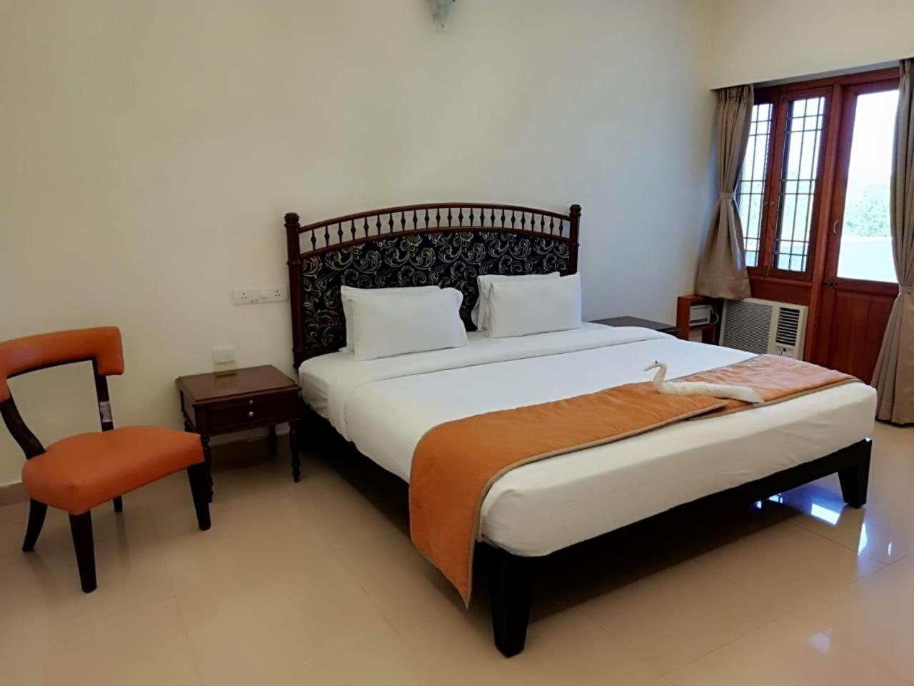 La Grace Integral Retreat Otel Pondicherry Dış mekan fotoğraf